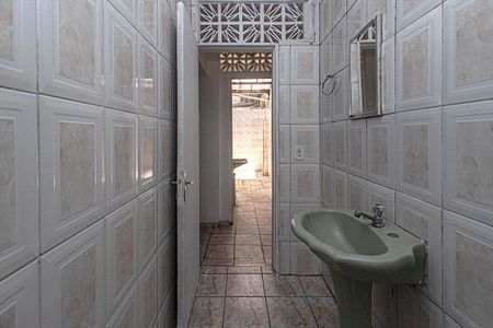 Casa para alugar com 70m², 2 quartos e sem vagabanheiro na área de serviço_4