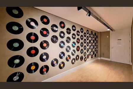 Apartamento à venda com 80m², 2 quartos e 2 vagas Apartamento à venda com 80m², 2 quartos e 2 vagasGarage band