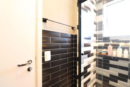 Apartamento à venda com 80m², 2 quartos e 2 vagasBanheiro da Suíte 1