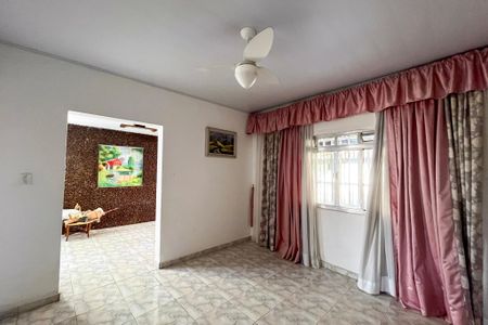 Sala de casa para alugar com 3 quartos, 140m² em Vila Brasilina, São Paulo