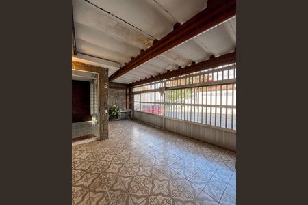 Casa à venda com 140m², 3 quartos e 1 vagaGaragem