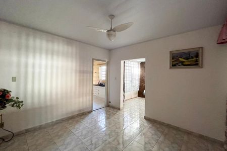 Casa à venda com 140m², 3 quartos e 1 vagaSala