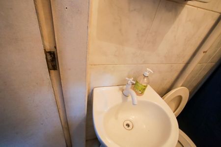 Casa para alugar com 273m², 5 quartos e 3 vagasBanheiro da Churrasqueira