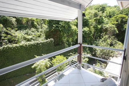 Casa para alugar com 273m², 5 quartos e 3 vagasVaranda da Suíte 4