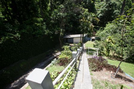 Casa para alugar com 273m², 5 quartos e 3 vagasQuintal