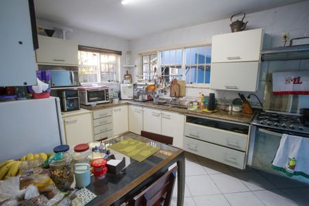 Casa para alugar com 273m², 5 quartos e 3 vagasCozinha