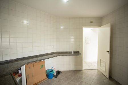 COZINHA de apartamento para alugar com 3 quartos, 80m² em Lauzane Paulista, São Paulo