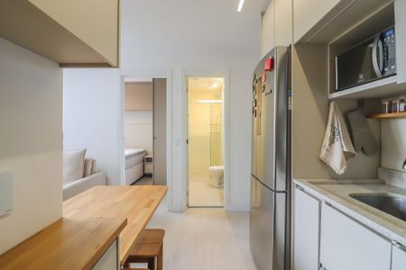 Apartamento à venda com 34m², 2 quartos e sem vaga Apartamento à venda com 34m², 2 quartos e sem vagaCozinha e Área de Serviço