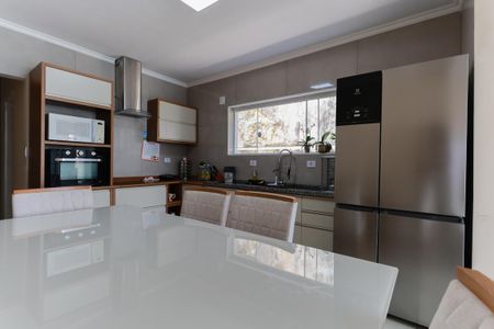 Casa à venda com 240m², 3 quartos e 2 vagasCozinha