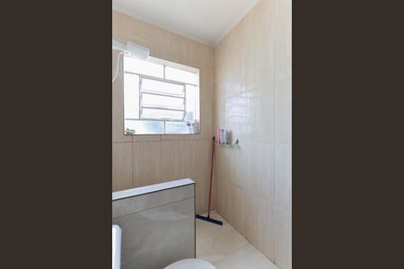 Casa à venda com 240m², 3 quartos e 2 vagasBanheiro social