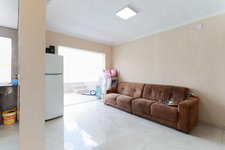 Casa à venda com 240m², 3 quartos e 2 vagasÁrea de lazer