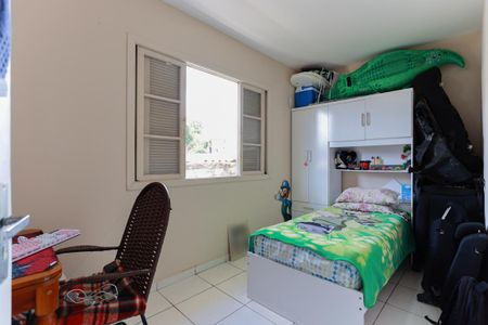 Casa à venda com 240m², 3 quartos e 2 vagasQuarto 2