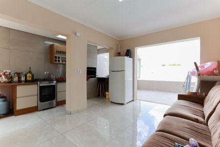 Casa à venda com 240m², 3 quartos e 2 vagasÁrea de lazer