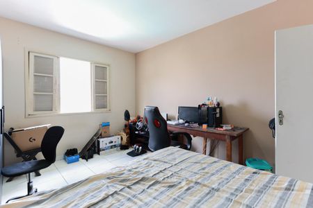 Casa à venda com 240m², 3 quartos e 2 vagasQuarto 1