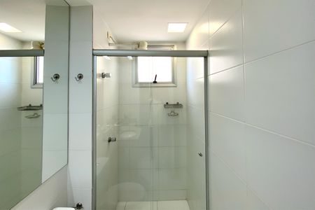 Apartamento à venda com 80m², 3 quartos e 2 vagasBanheiro