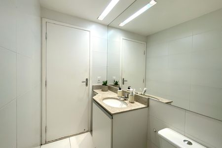 Apartamento à venda com 80m², 3 quartos e 2 vagasBanheiro