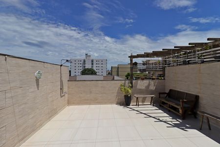 Apartamento à venda com 160m², 3 quartos e 2 vagasQuintal