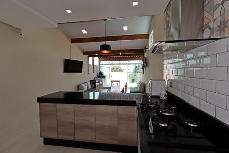 Apartamento à venda com 160m², 3 quartos e 2 vagasCozinha