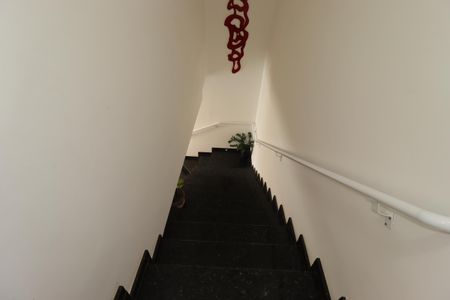 Apartamento à venda com 160m², 3 quartos e 2 vagasEscada