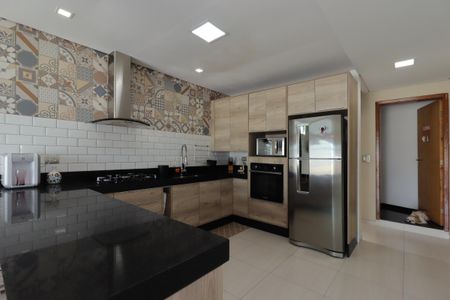 Apartamento à venda com 160m², 3 quartos e 2 vagasCozinha