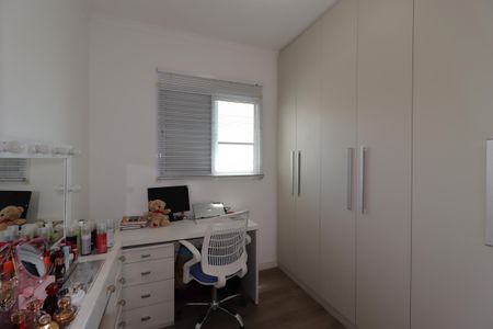 Apartamento à venda com 160m², 3 quartos e 2 vagasQuarto 1