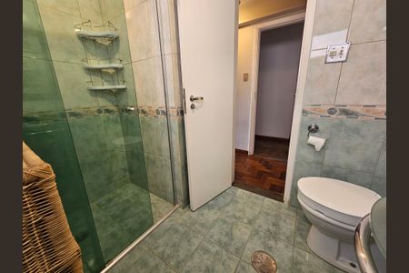 Apartamento para alugar com 150m², 5 quartos e 1 vaga Apartamento para alugar com 150m², 5 quartos e 1 vagaBanheiro da Suíte