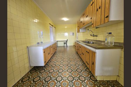 Apartamento para alugar com 150m², 5 quartos e 1 vaga Apartamento para alugar com 150m², 5 quartos e 1 vagaCozinha