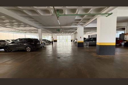 Apartamento à venda com 269m², 4 quartos e 3 vagas Apartamento à venda com 269m², 4 quartos e 3 vagasA. Comum - Garagem