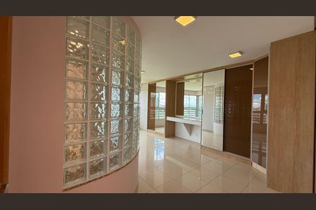 Apartamento à venda com 269m², 4 quartos e 3 vagas Apartamento à venda com 269m², 4 quartos e 3 vagasSuite 01 - Principal