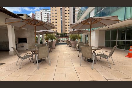 Apartamento à venda com 269m², 4 quartos e 3 vagas Apartamento à venda com 269m², 4 quartos e 3 vagasA. Comum - Circulação