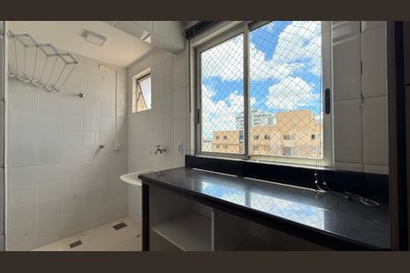 Apartamento à venda com 269m², 4 quartos e 3 vagas Apartamento à venda com 269m², 4 quartos e 3 vagasLavanderia
