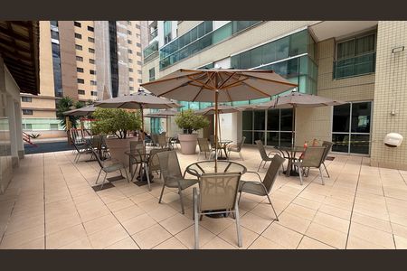 Apartamento à venda com 269m², 4 quartos e 3 vagas Apartamento à venda com 269m², 4 quartos e 3 vagasA. Comum - Circulação