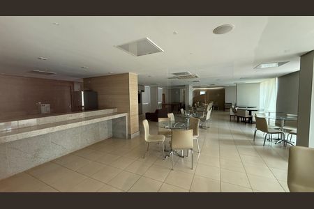 Apartamento à venda com 269m², 4 quartos e 3 vagas Apartamento à venda com 269m², 4 quartos e 3 vagasA. Comum - Salao de Festa