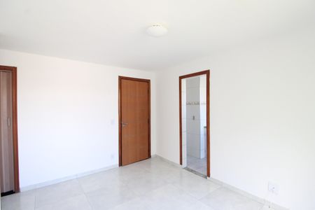Sala de apartamento à venda com 3 quartos, 50m² em Taquara, Rio de Janeiro