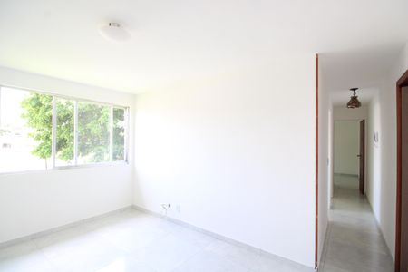Sala de apartamento à venda com 3 quartos, 50m² em Taquara, Rio de Janeiro
