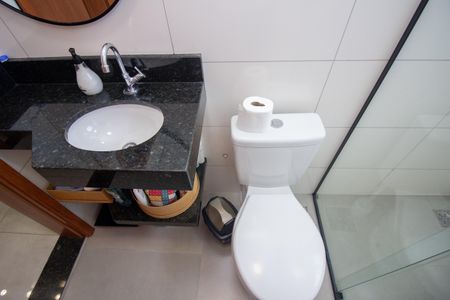 Apartamento à venda com 52m², 2 quartos e 1 vaga Apartamento à venda com 52m², 2 quartos e 1 vagaBanheiro Social