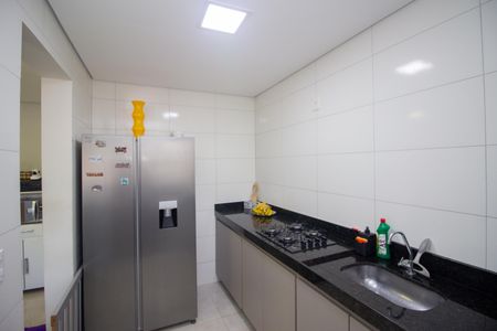 Apartamento à venda com 52m², 2 quartos e 1 vaga Apartamento à venda com 52m², 2 quartos e 1 vagaCozinha e Área de Serviço