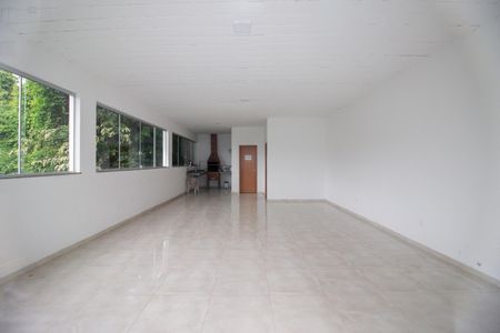 Apartamento à venda com 52m², 2 quartos e 1 vaga Apartamento à venda com 52m², 2 quartos e 1 vagaÁrea comum - Salão de festas