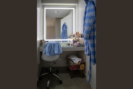 Apartamento à venda com 96m², 3 quartos e 2 vagasSuíte detalhe 