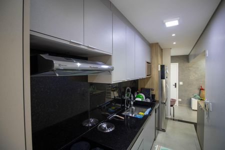Apartamento à venda com 96m², 3 quartos e 2 vagasCozinha - Armários