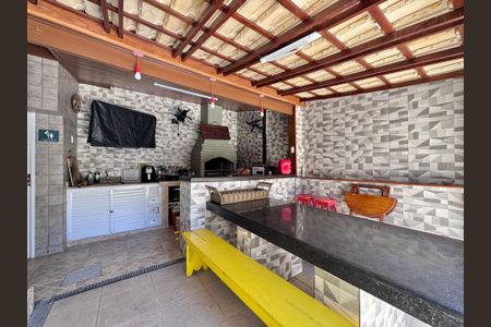 Casa de condomínio para alugar com 250m², 5 quartos e 2 vagas Casa de condomínio para alugar com 250m², 5 quartos e 2 vagasÁrea externa