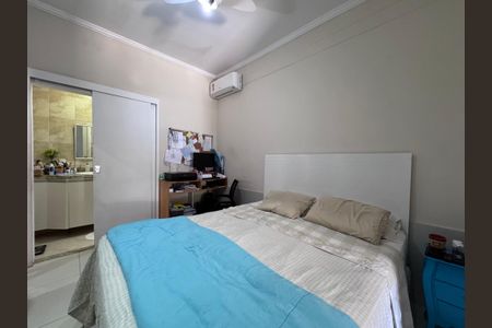 Casa de condomínio para alugar com 250m², 5 quartos e 2 vagas Casa de condomínio para alugar com 250m², 5 quartos e 2 vagasSuíte