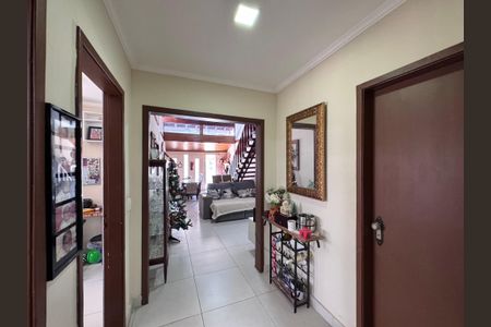 Casa de condomínio para alugar com 250m², 5 quartos e 2 vagas Casa de condomínio para alugar com 250m², 5 quartos e 2 vagasSala