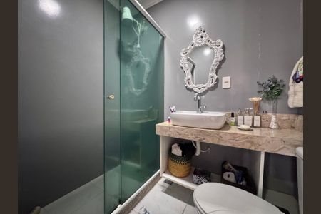 Casa de condomínio para alugar com 250m², 5 quartos e 2 vagas Casa de condomínio para alugar com 250m², 5 quartos e 2 vagasBanheiro Social