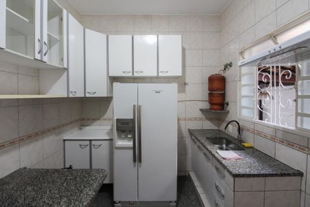 Casa à venda com 200m², 3 quartos e 3 vagasCozinha