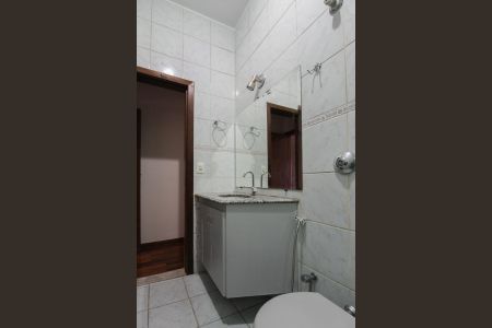 Casa à venda com 200m², 3 quartos e 3 vagasBanheiro Social