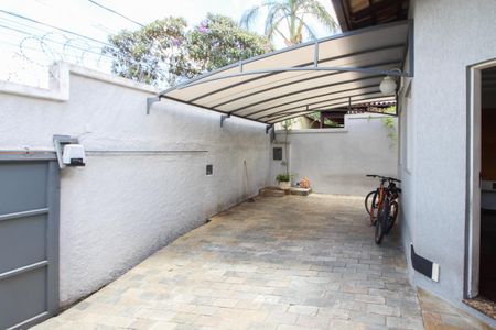 Casa à venda com 200m², 3 quartos e 3 vagasGaragem
