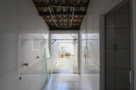 Casa à venda com 200m², 3 quartos e 3 vagasÁrea de Serviço