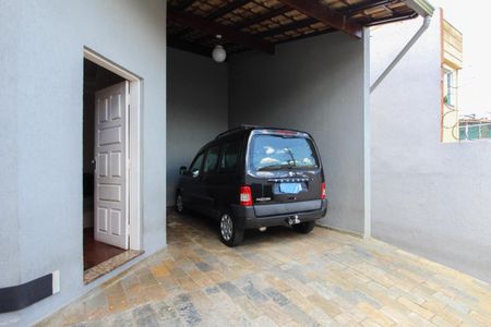 Casa à venda com 200m², 3 quartos e 3 vagasGaragem