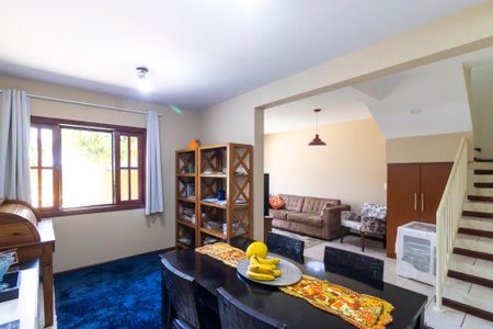 Casa de Condomínio para alugar com 3 quartos, 114m² em Arruamento Fain José Feres, Campinas